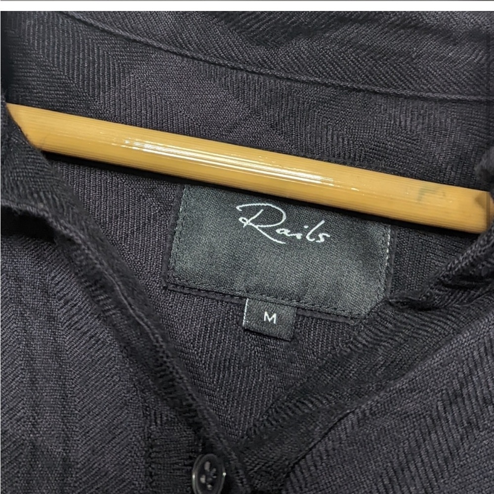 Rails Too Size Medium Black Plaid - image 4